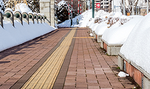 雪や凍結でお困りの方